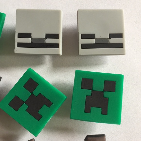 minecraft croc charms